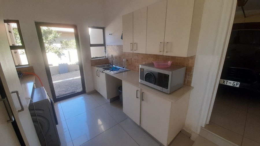 4 Bedroom Property for Sale in Birdwood Estate North West